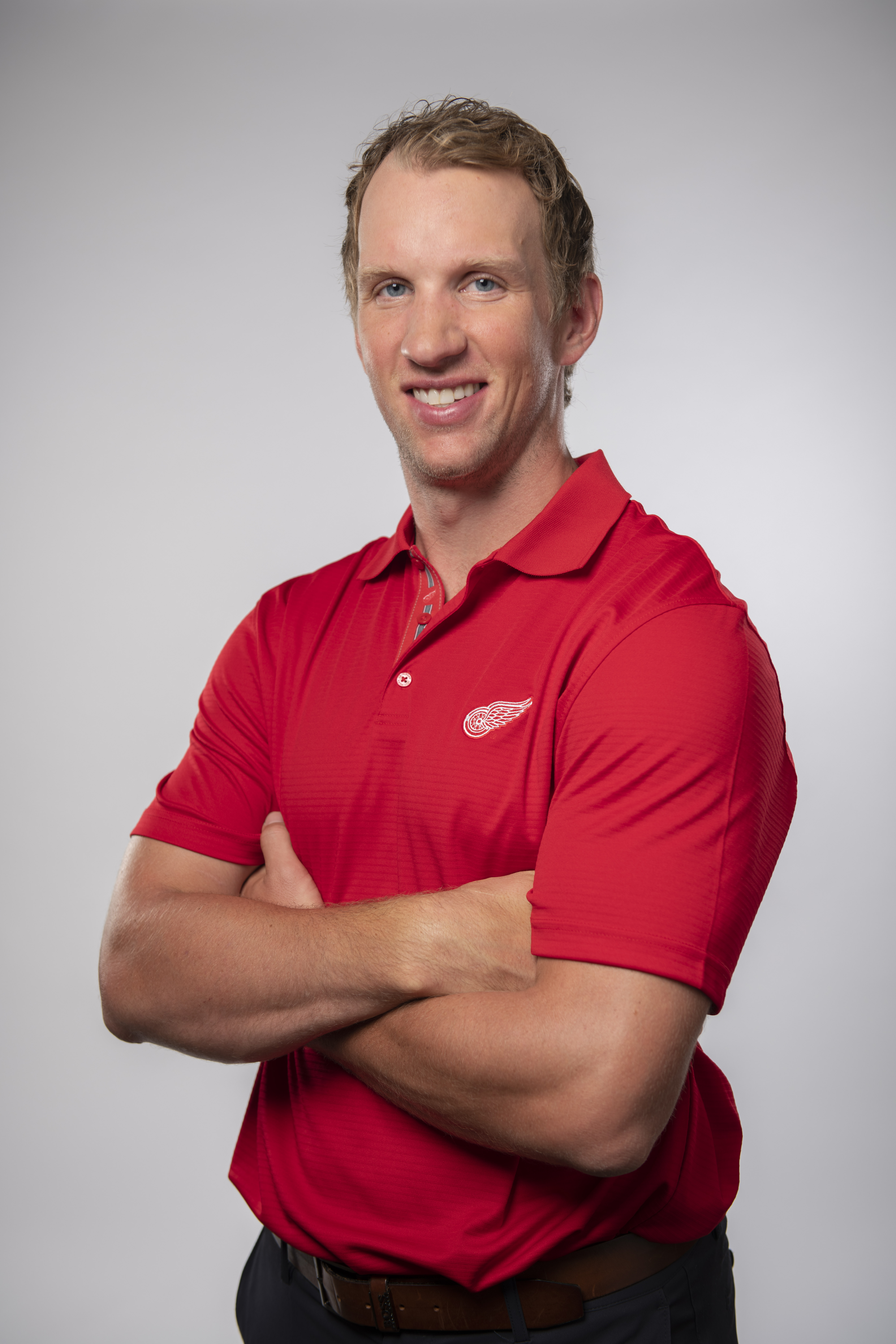 Local athletes and businesses support COVID-19 response and Saint Joseph Mercy Health System colleagues